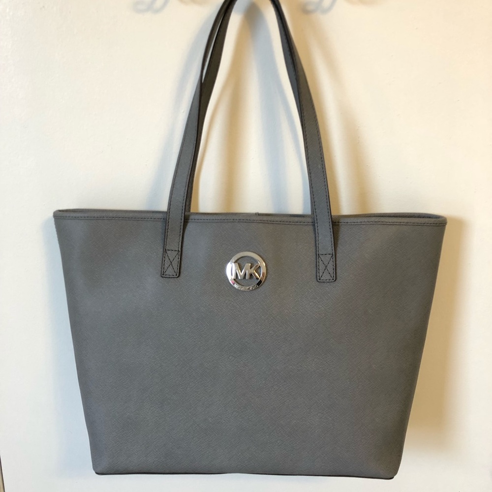 Michael Kors Jetset Travel Tote NWT